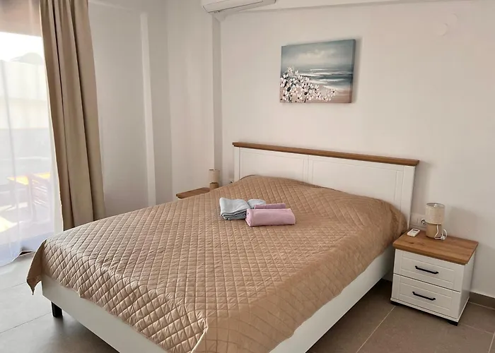 Alexina Relax Maisonette 度假居 *